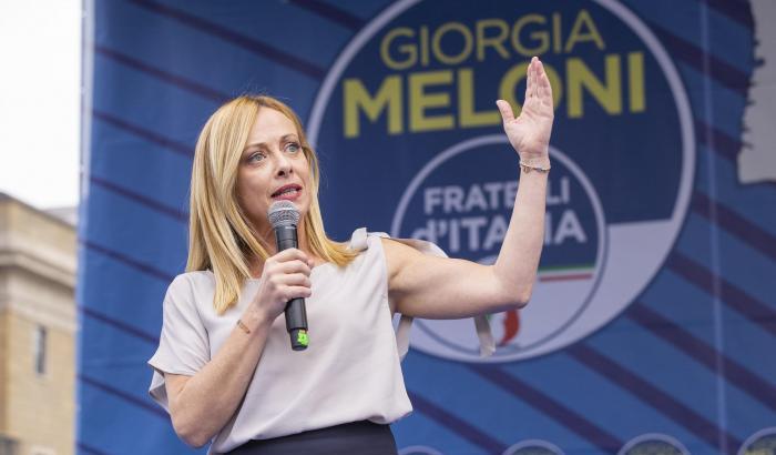 Meloni, che esprime solidarietà a Signorini, se ne faccia una ragione: l'aborto in Italia è un diritto