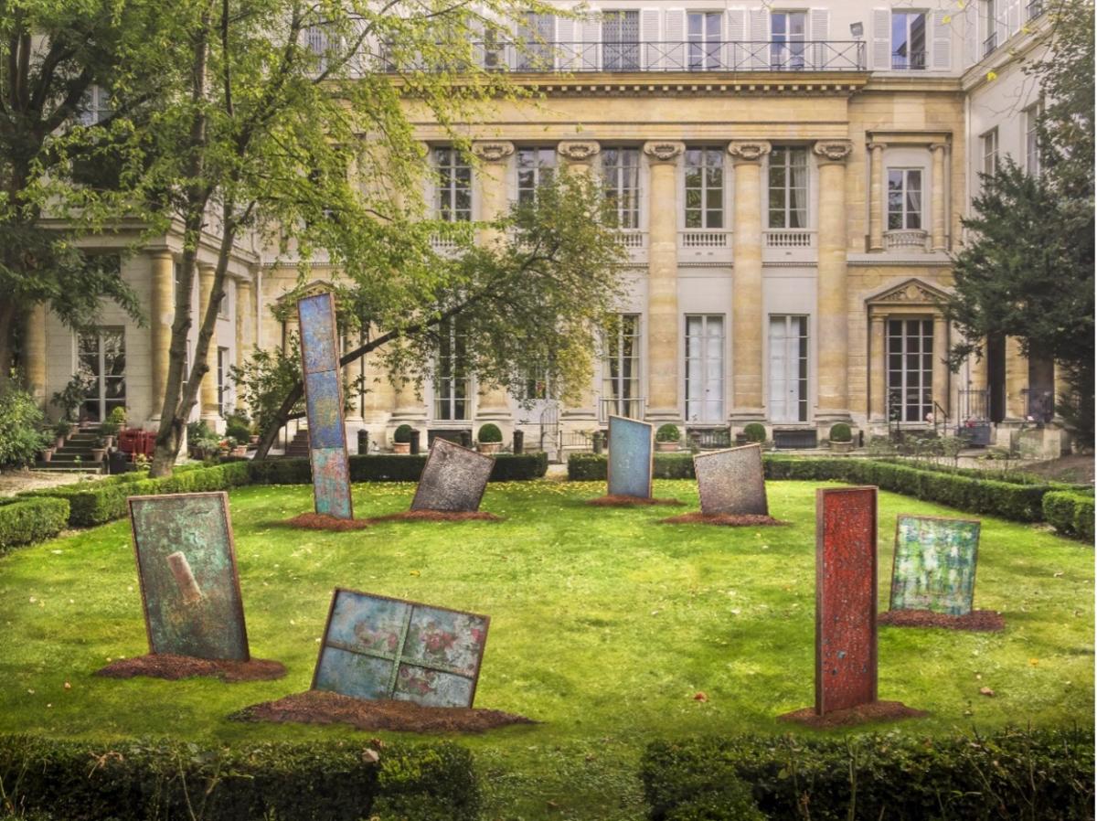 A Parigi inaugurato "iosonovulnerabile" di Illuminato