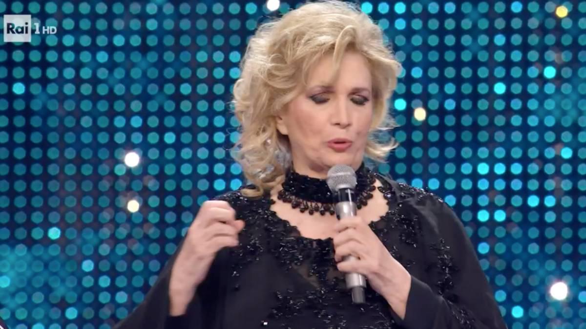 Iva Zanicchi ospite alla terza serata del Festival