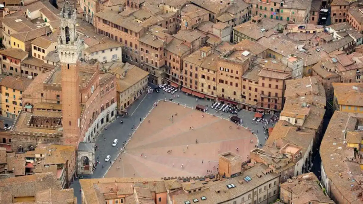 Domenica arriva il giro e Siena è in festa