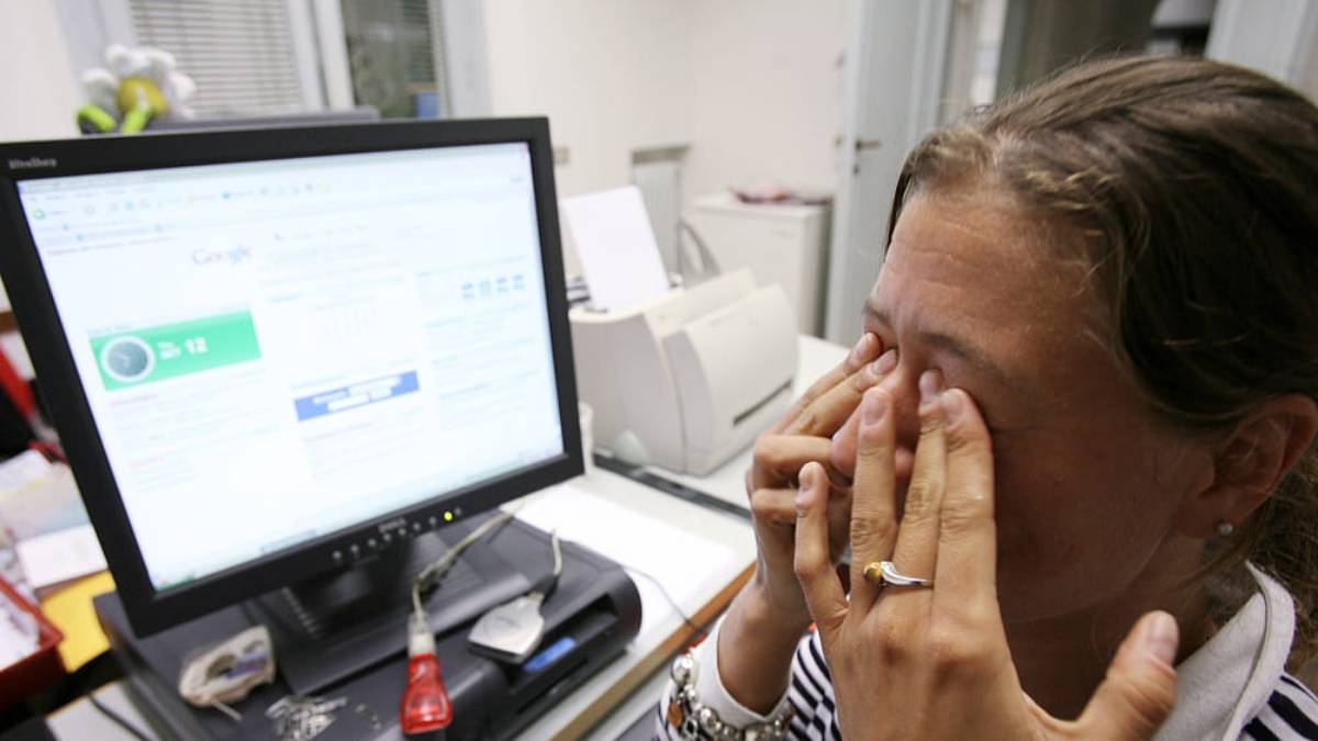 Il 10 novembre è la Giornata degli Stagisti: la formazione è importante ma la dignità non è opzionale.