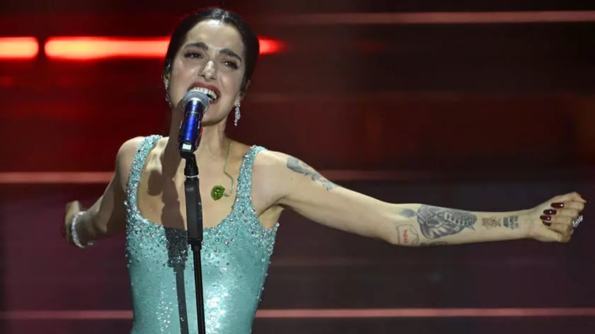 8f14273fbdb5fd8630eb97242d5d1495 Più sicurezza sul palco: Levante coinvolta, Bambole di pezza unite e un Nigiotti rilassante