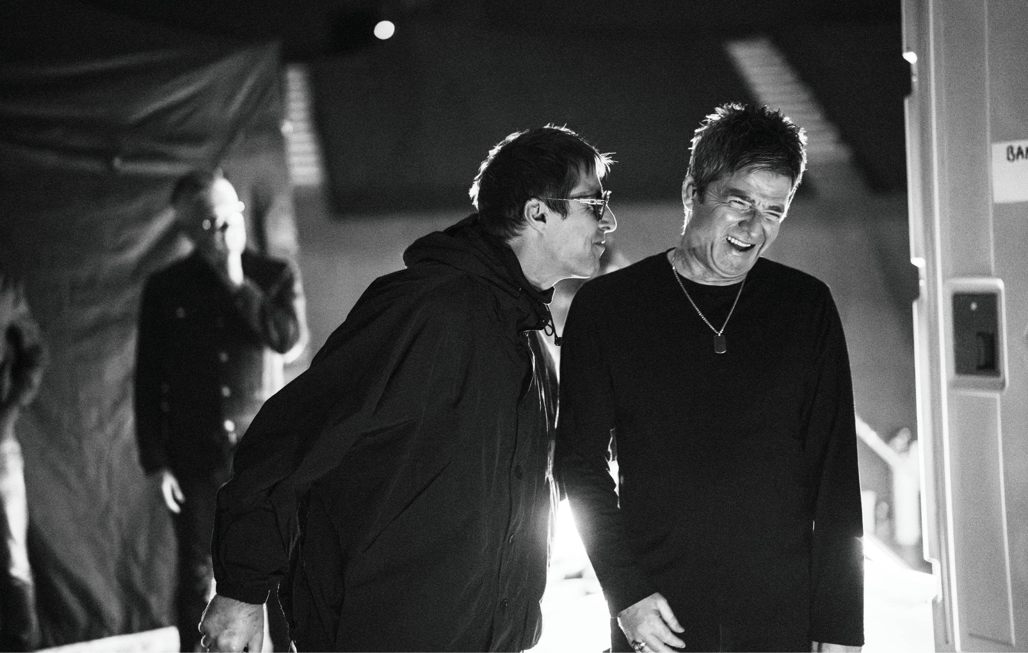 “Don’t Look Back In Anger”, online il teaser del film sugli Oasis