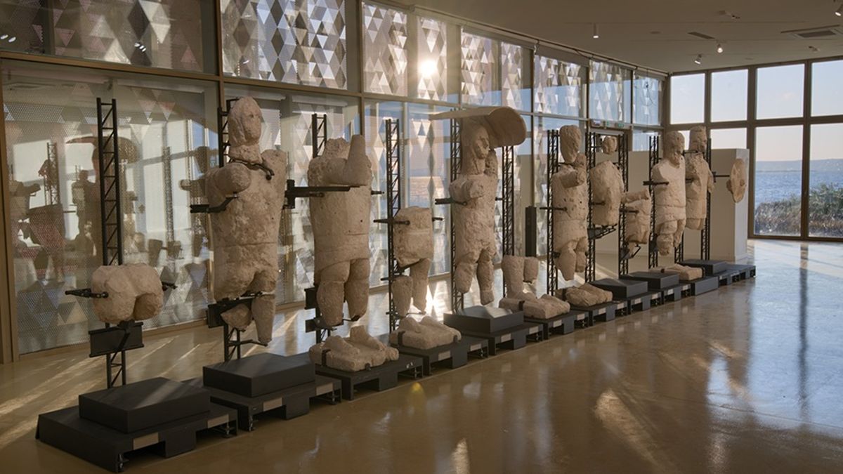 cabras_archeologico_giganti-riuniti_2_foto-fond-monte-prama Etruschi e Nuragici a confronto: a Cabras il mare che unisce i due popoli